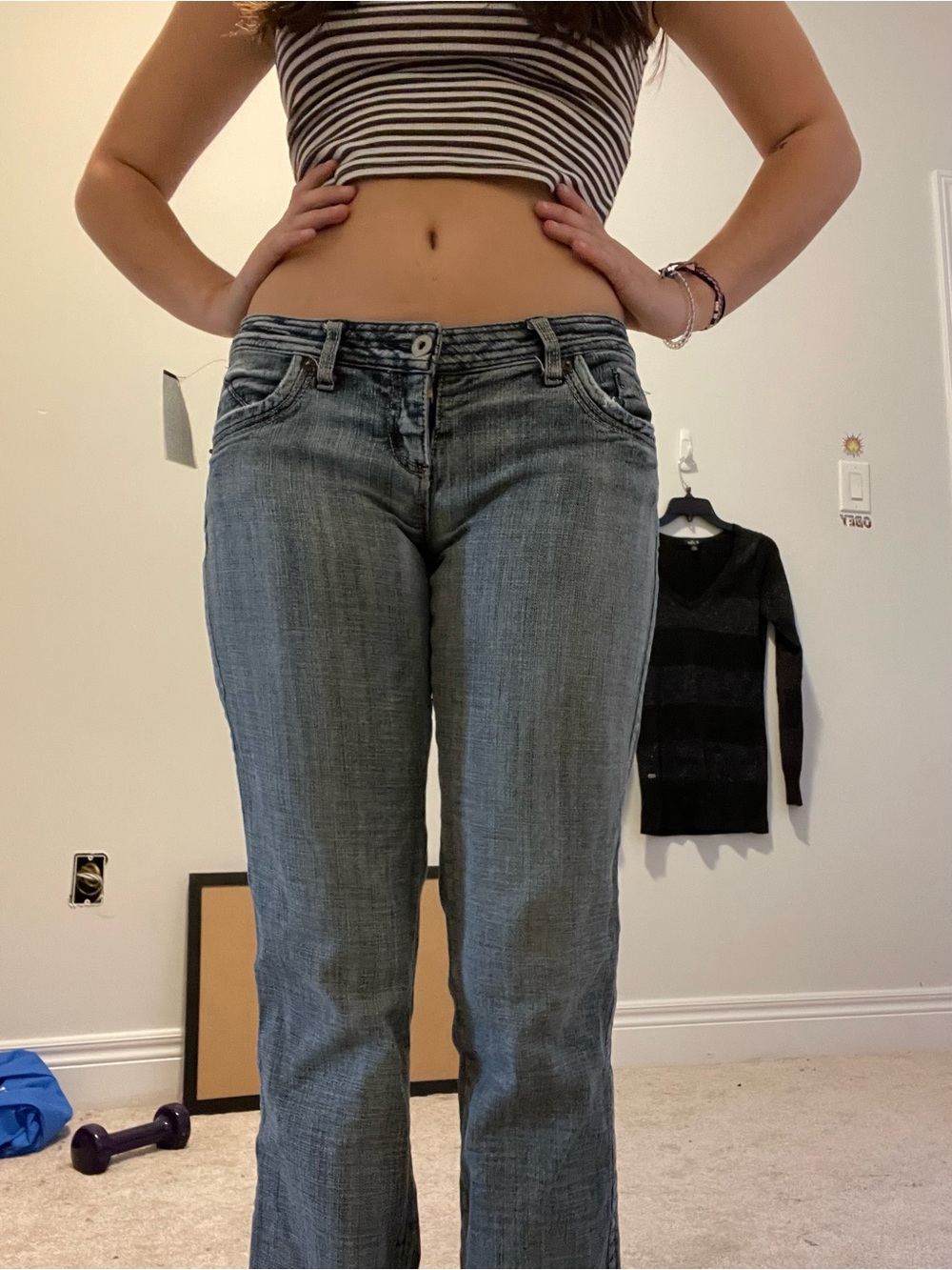 Women's Mid-Rise Flare Jeans in Light Blue Wash
